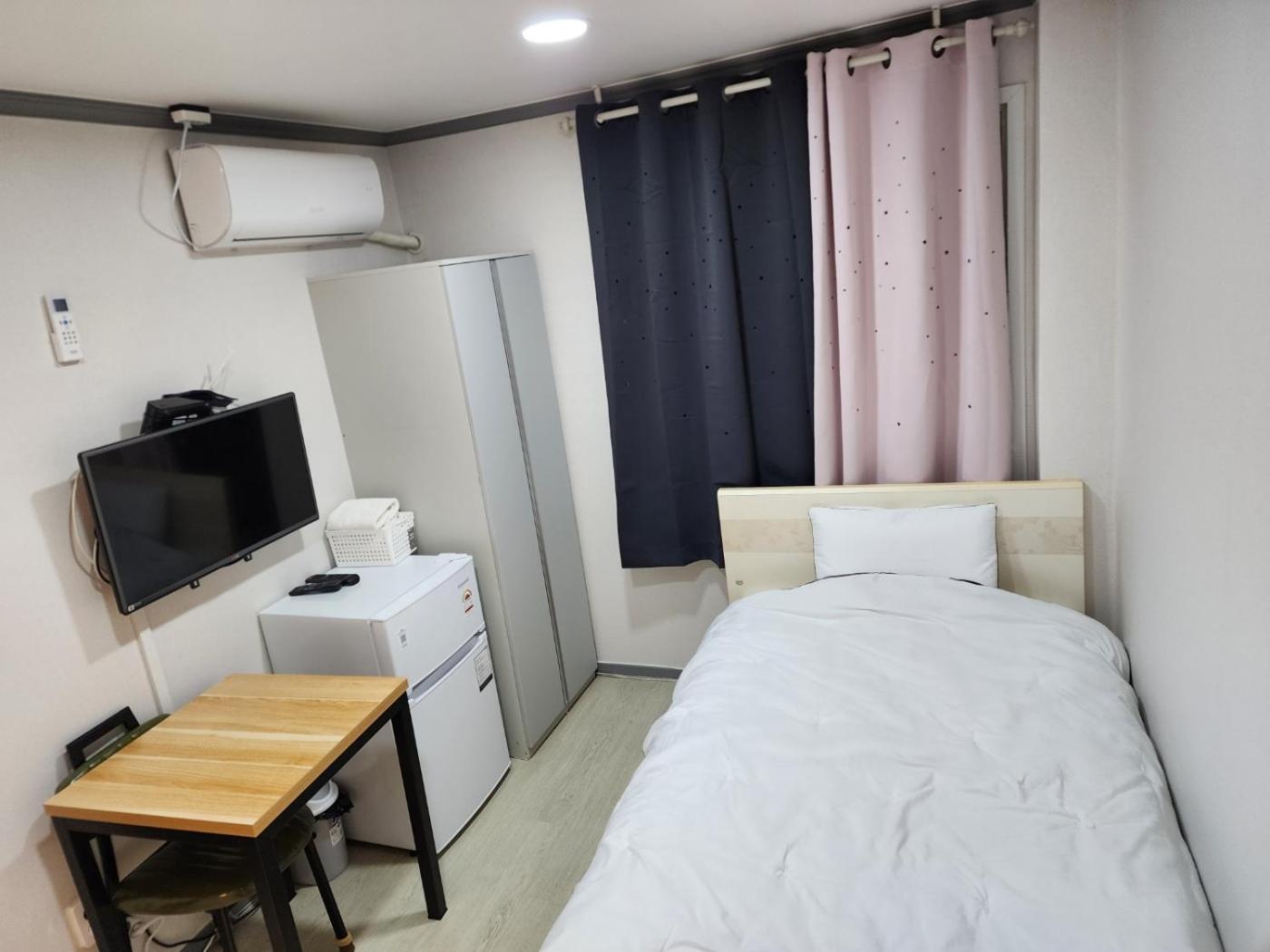 Ara Guesthouse Busan Bagian luar foto