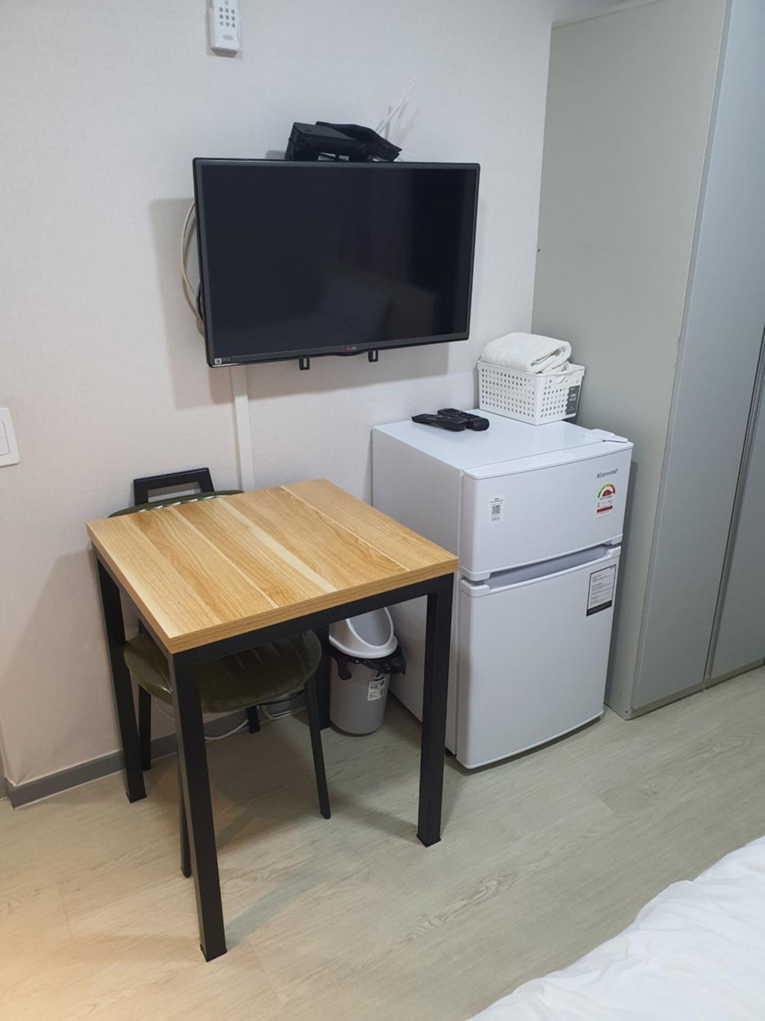 Ara Guesthouse Busan Bagian luar foto